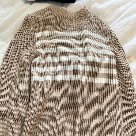 Gap Sweater - Picture 1 of 2